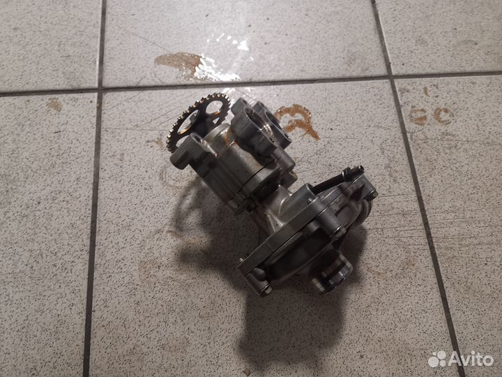 Насос масляный с помпой Yamaha FZ8