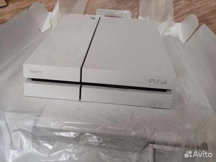 Игровая приставка ps4 fat 500gb Прошитая hen. 9.00