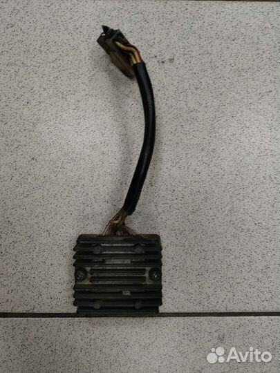 Реле регулятор напряжения Yamaha XJ750