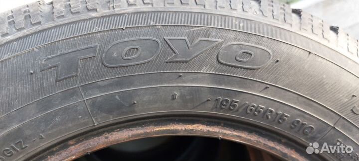 Toyo Observe Garit GIZ 195/65 R15 91Q