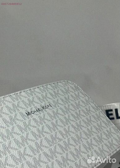 Женская сумка через плечо от Michael Kors: шик