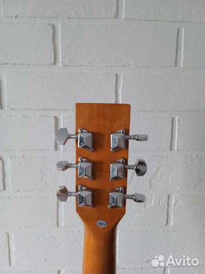 Новая Гитара 40