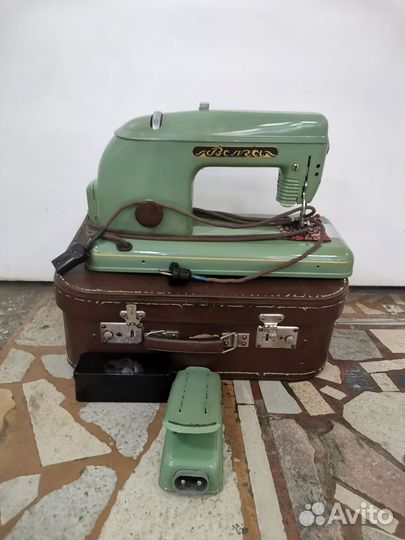Швейная машина Волга СССР