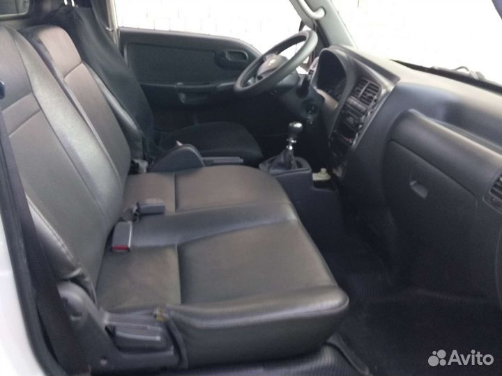 KIA Bongo изотермический, 2013
