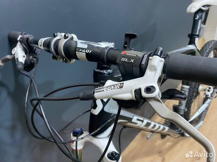 Scott scale 30 Carbon