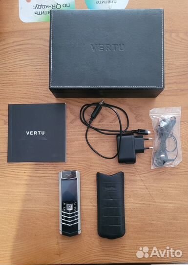 Vertu Signature S Design Pure Silver, 4 ГБ