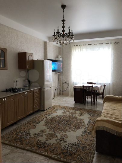 2-к. квартира, 70 м², 4/5 эт.