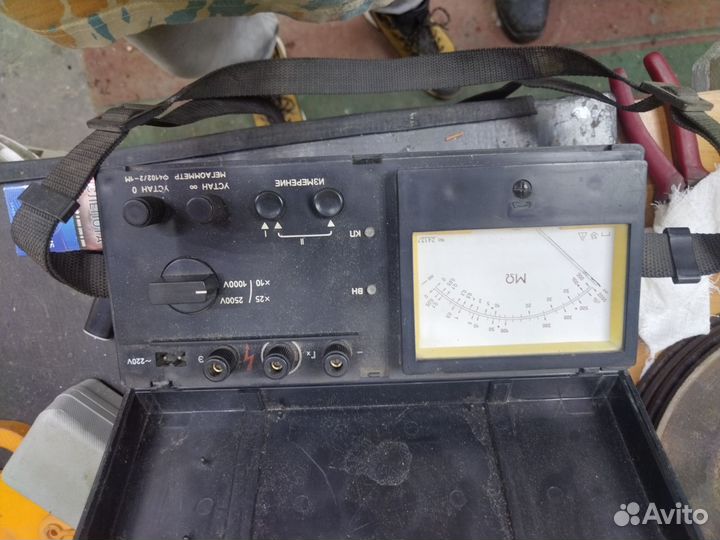 Мегаомметр ф4102/2-1м