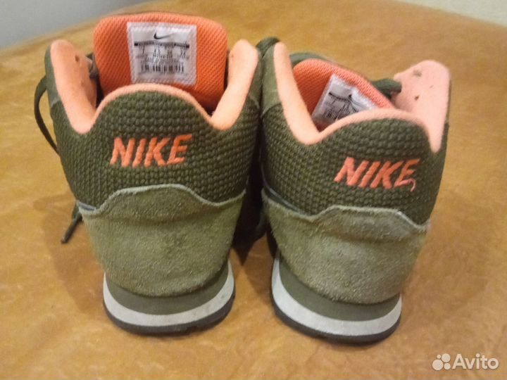 Кроссовки nike женские