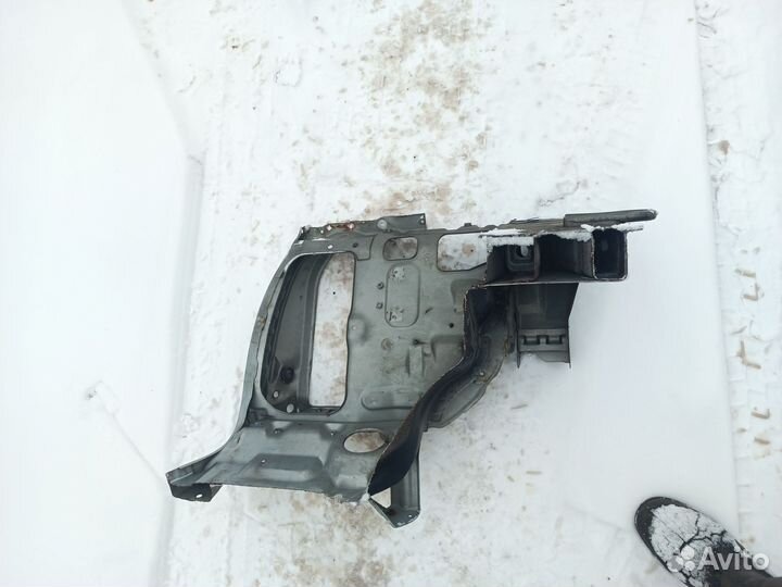 Ноускат Mitsubishi delica