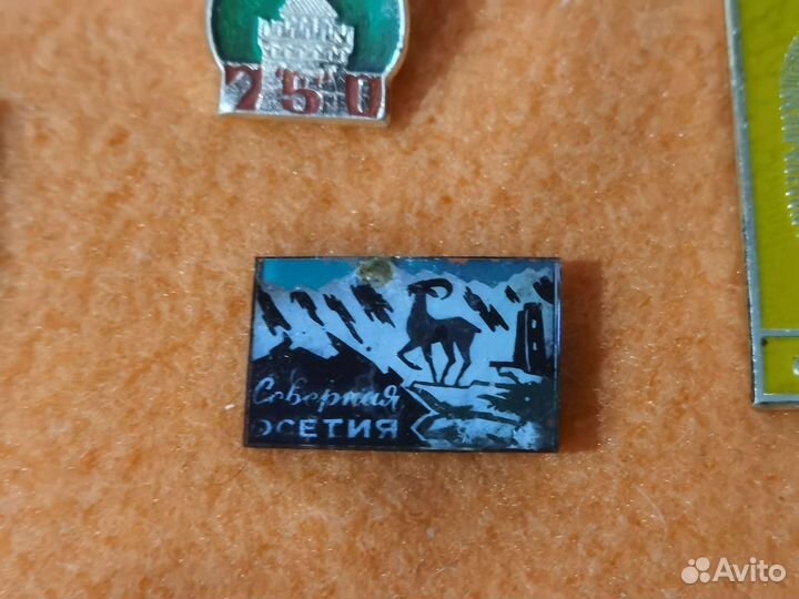 Значки СССР