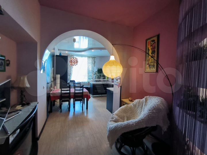 2-к. квартира, 96 м², 4/4 эт.