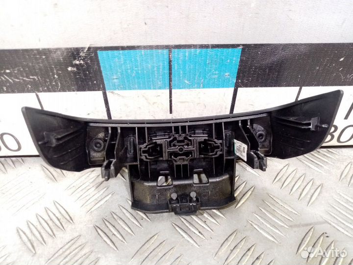 Б/У Накладка центральной консоли#001