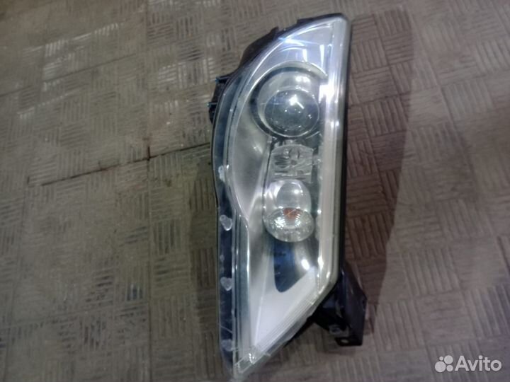 Фара правая tiguan
