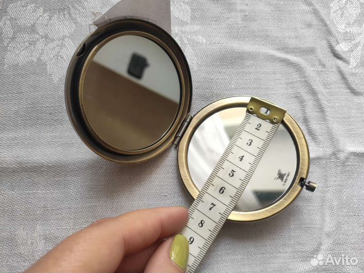 Зеркало карманное