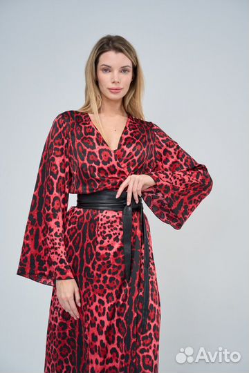 Платье с запахом леопард