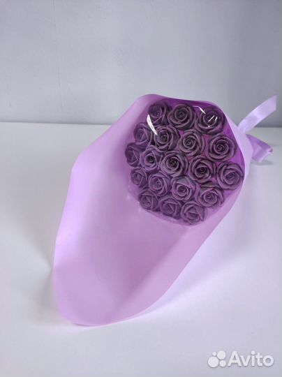 Букет - 19 Роз из Белого Шоколада