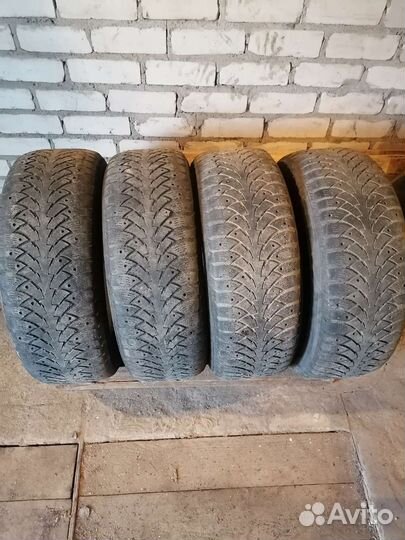 Nokian Tyres Hakkapeliitta 5 235/60 R18