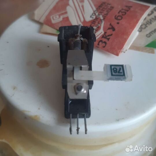 Головка звукоснимателя гзку 631, Запасные иглы