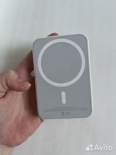 Повербанк magsafe