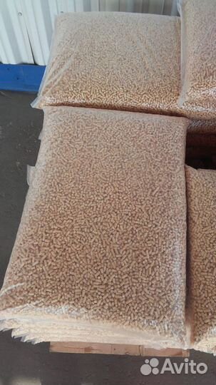 Древесный наполнитель для кошачьих лотков