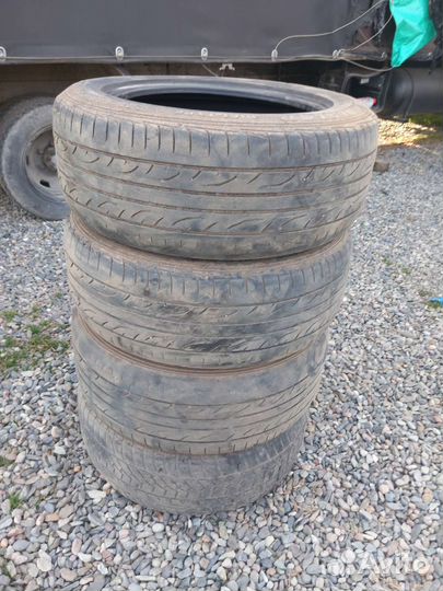Advanta HTR-700 225/55 R16