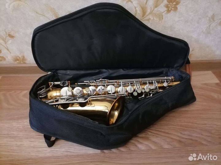 Саксофон альт yamaha yas 22