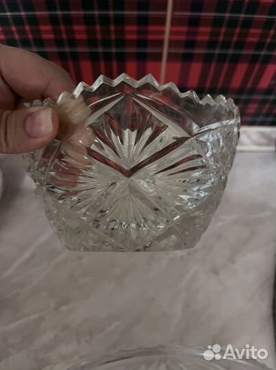 Хрустальная вазы или салатники