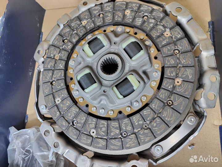 Сцепление Тойота робот