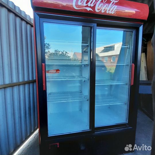 Холодильник витрина