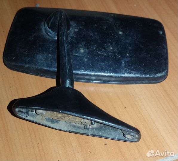 Зеркало заднего вида салонное