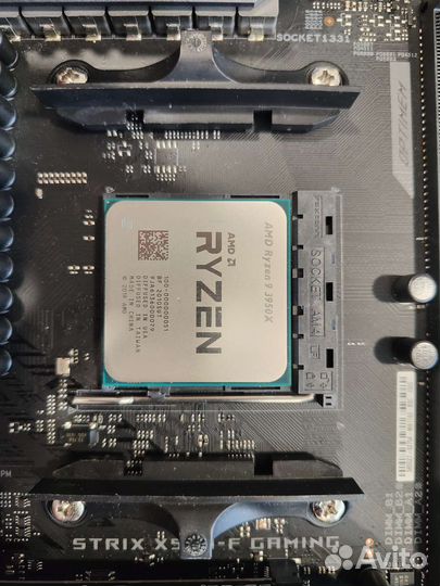 AMD Ryzen 9 3950X + asus ROG Strix X570-F Gaming
