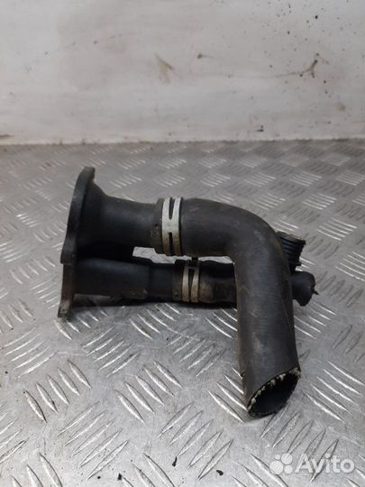 Корпус термостата Ford Focus хэтчбэк 5 дв. 1.6