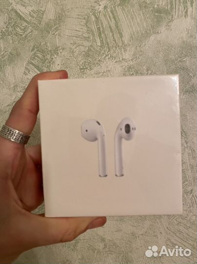 AirPods