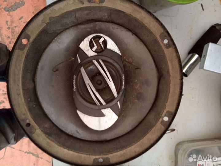 Динамики в авто