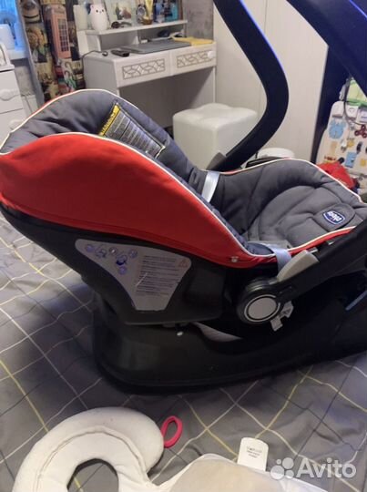 Детское автокресло от 0 chicco