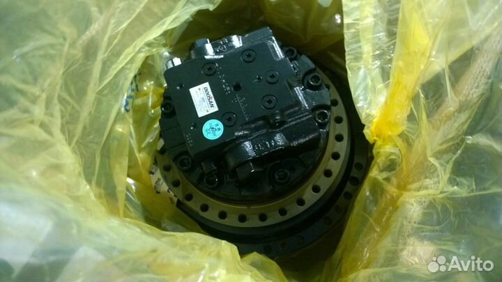 Редуктор хода Hyundai R290, R300, R320