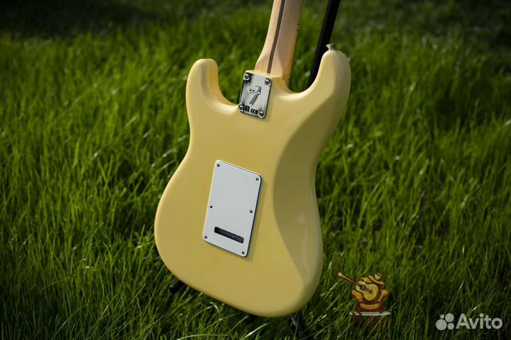 Fender Player Stratocaster HSS MN Buttercream