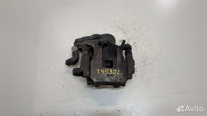 Суппорт Mitsubishi Eclipse Cross, 2019