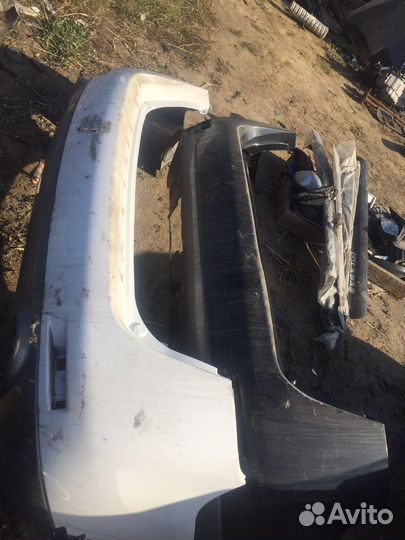 Бампер задний на Nissan Murano (Ниссан Мурано)