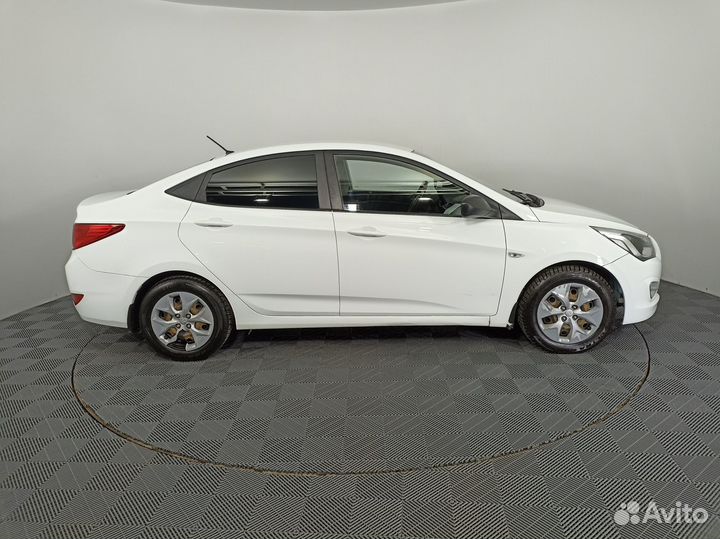 Hyundai Solaris 1.4 AT, 2016, 73 054 км