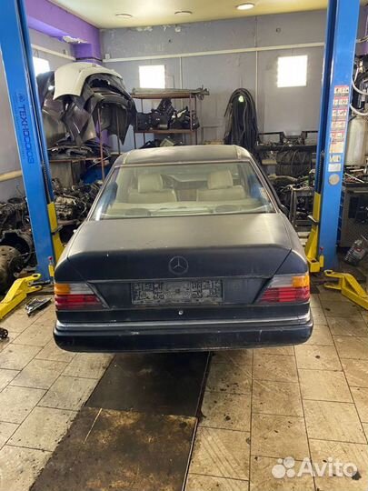 Mercedes benz e class w124 1992 в разборе