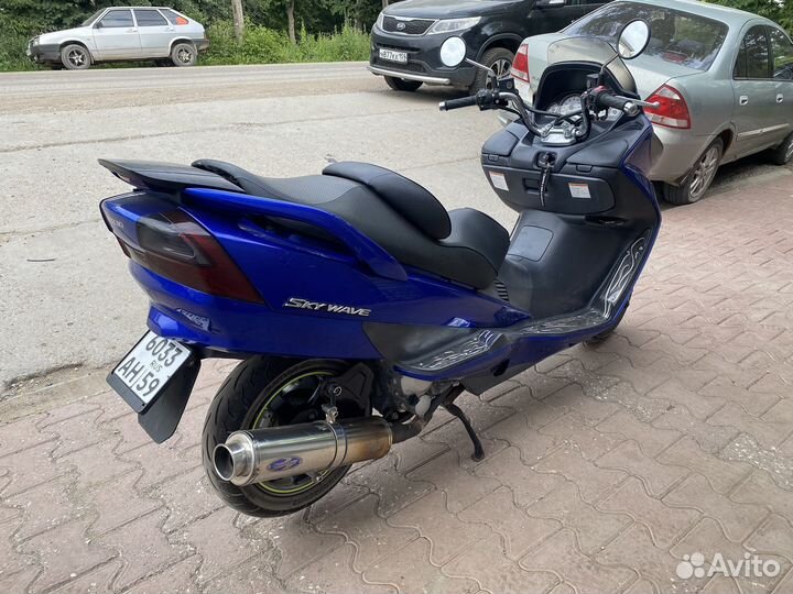 Suzuki skywave 250