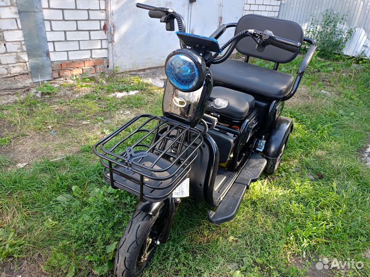 Велосипед трехколесный