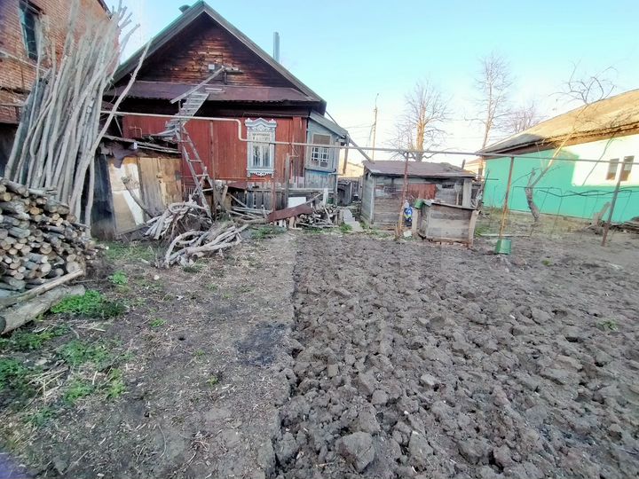 Дом 66,4 м² на участке 9 сот.