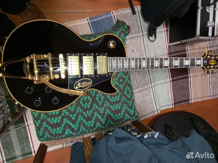 Электрогитара