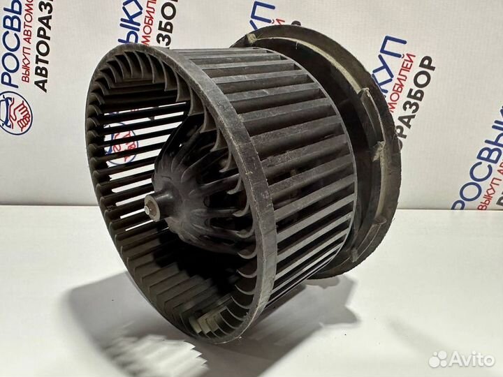 Моторчик печки Renault Logan