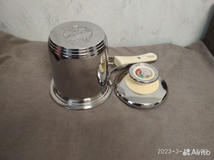 Ковш Zepter 1,2 л d12 светлый пластик