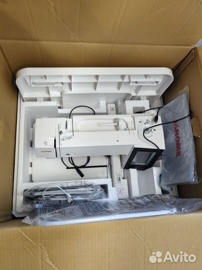 Вышивальная машина janome 500e