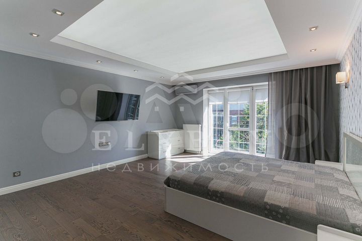 Таунхаус 145 м² на участке 1 сот.